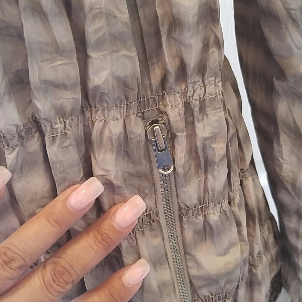 Reversible Light-Weight Jacket - Picture 6 of 8